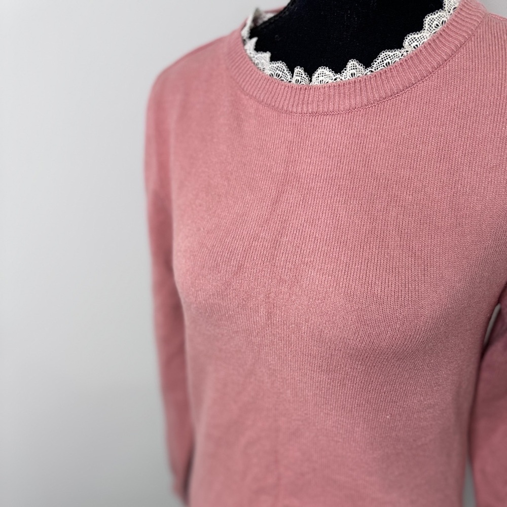 Maison de Roem Blush Lace Neck Sweater - Picture 3 of 7